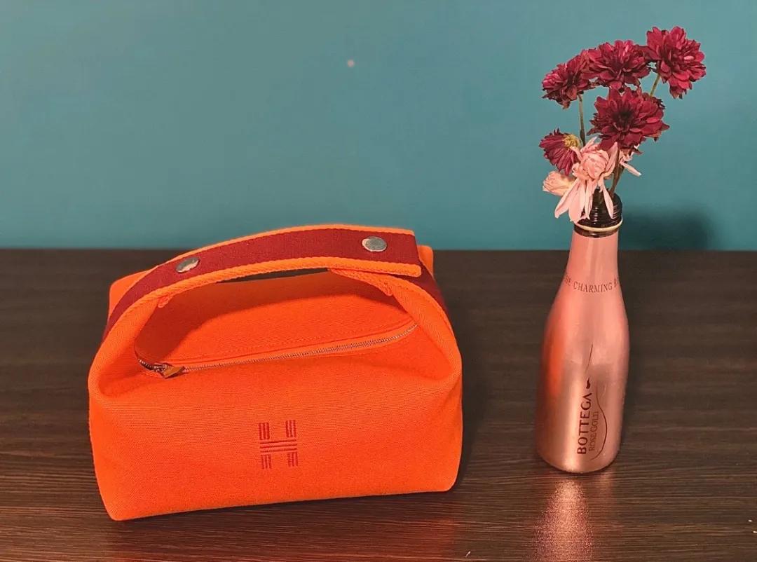 瀹嬪闇忓瓱缇庡矏鍚岀┛绱壊瑗胯,瀹嬪闇忓瓱缇庡矏绌挎惌