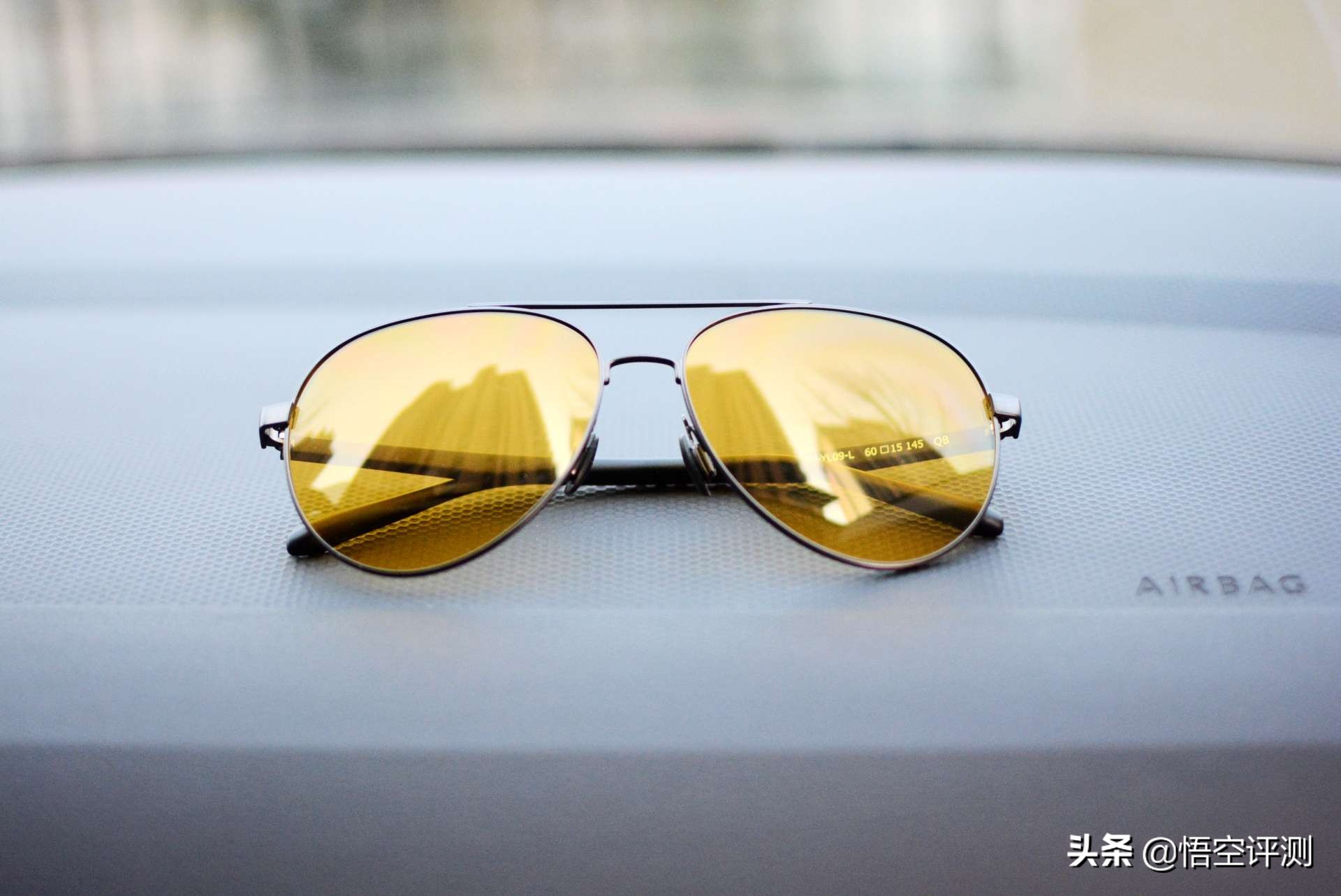 悠启日夜两用驾驶镜,汽车遮阳防眩日夜多用镜测评