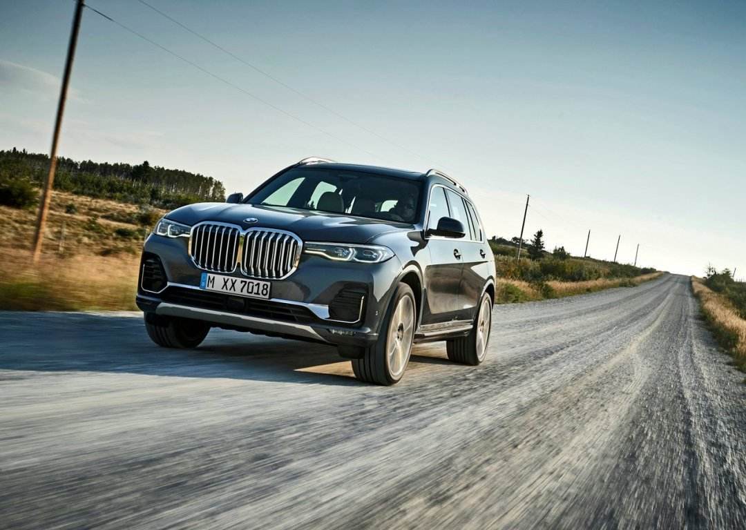 天津港平行进口到底什么意思,天津港平行兰德酷路泽4000高配