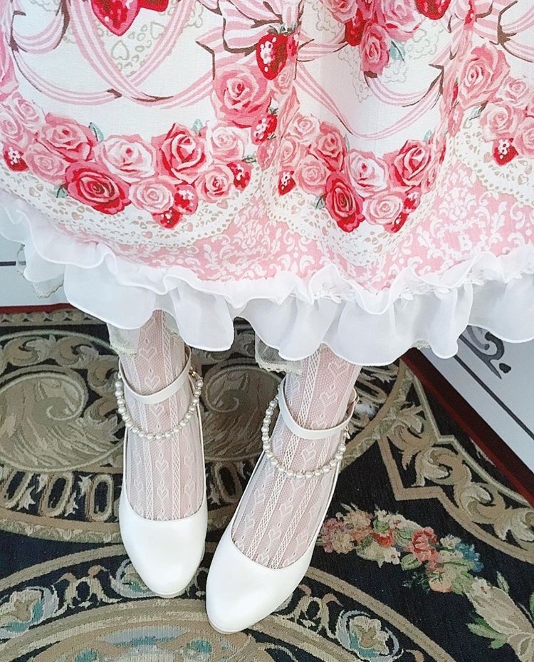 澶ч緞lo濞樻礇涓藉,lo濞樻渶鍠滄鐨勬礇涓藉