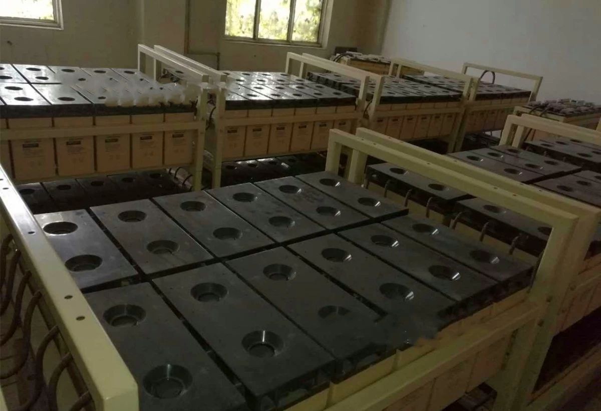 蓄电池发生故障,矿用蓄电池电机车故障处理