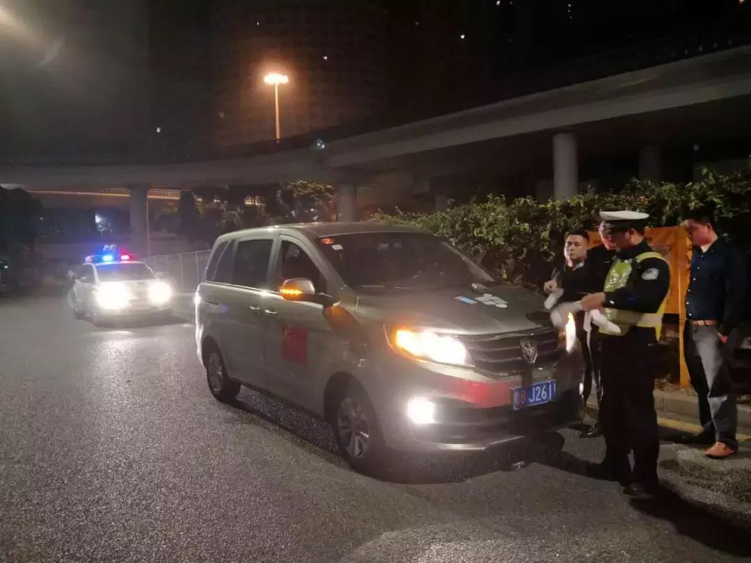 汽车与电动车出事电动车全责,电动车和小车相撞电动车全责