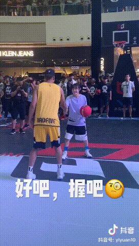 想运动又嫌太枯燥?在抖音,他们为你解锁一万种好玩的运动姿势