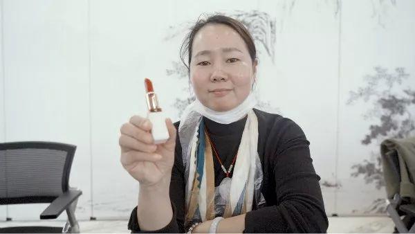 秋葵色口红,专属口红定制