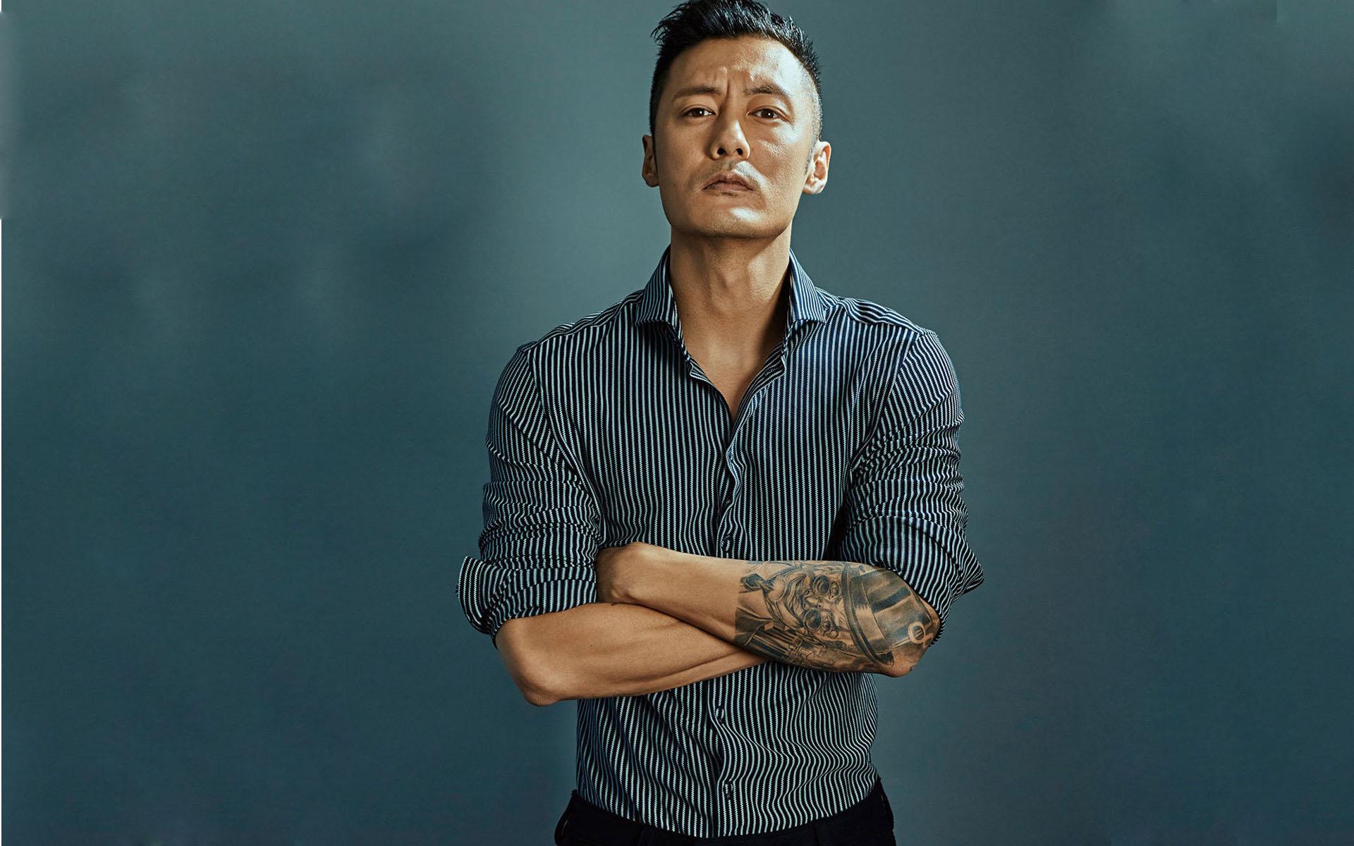 余文乐婚后发福夫妻同框像隔辈,余文乐发福变普通大叔