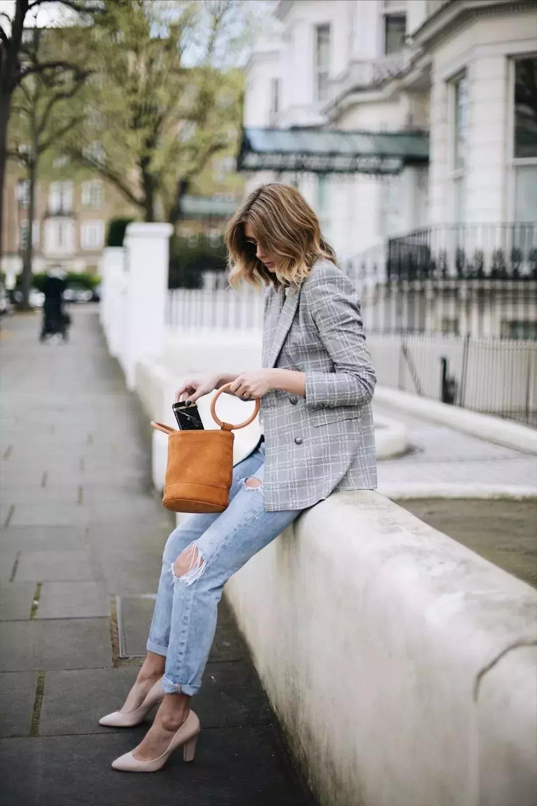 各种包的搭配风格,什么款的包最好搭配衣服