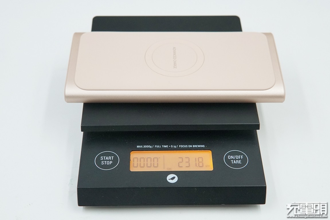 三星无线充电宝u1200,三星官方移动电源测评