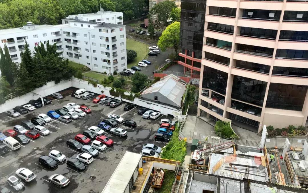 比国内油价还高三四块！这地方奔驰不如日系车受欢迎！