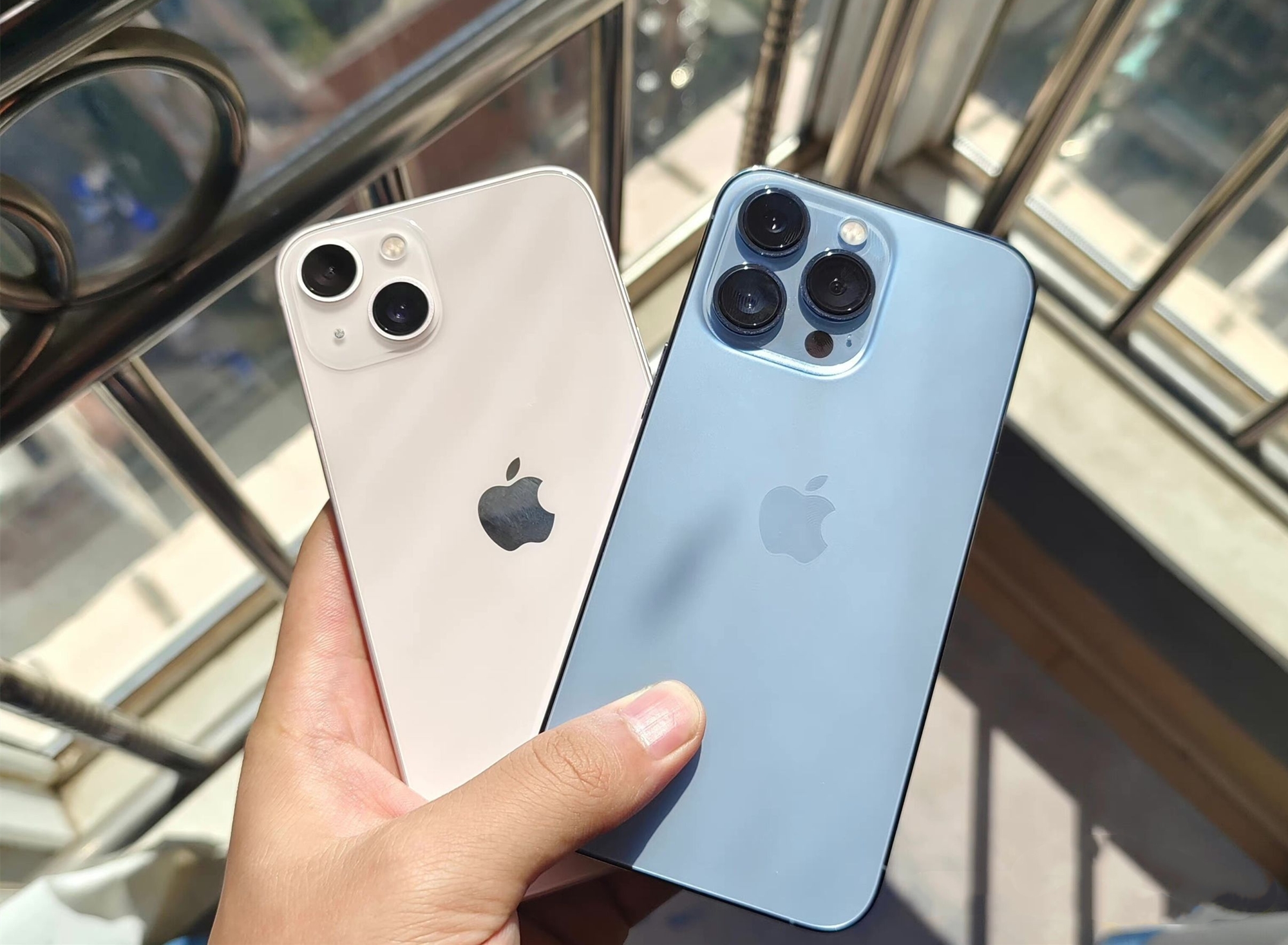 苹果13pro从发布到一年差价多少,用3个月的iphone13pro能卖多少钱