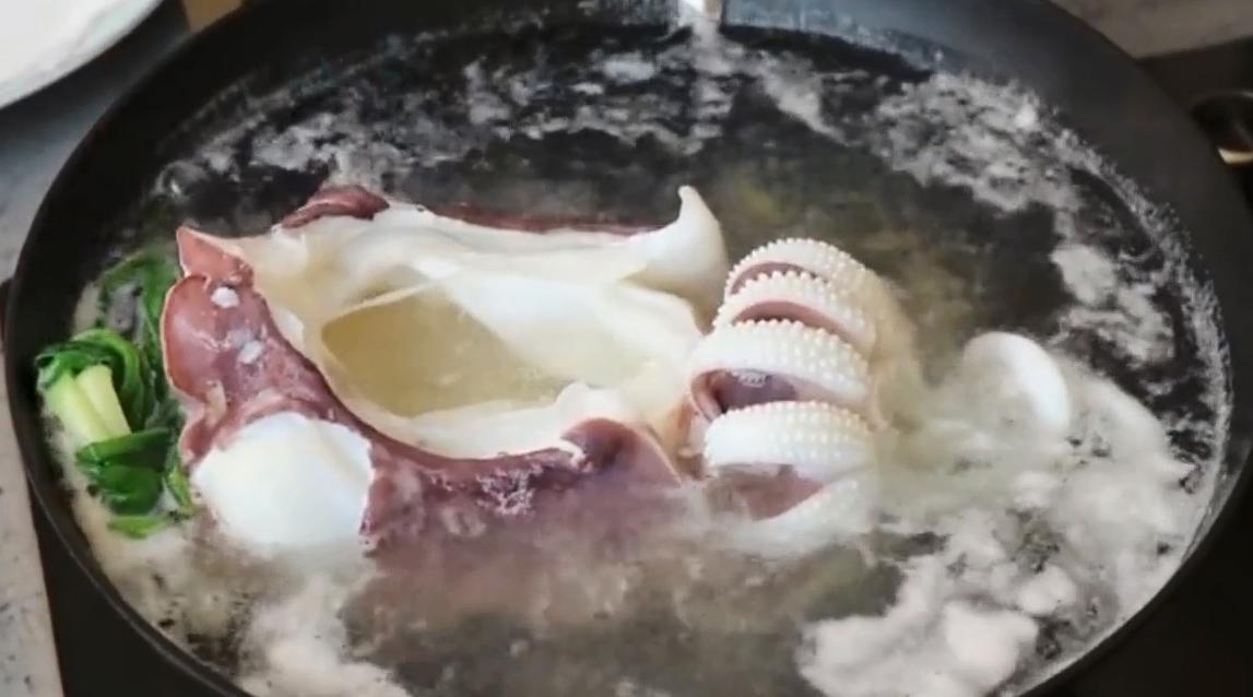 墨鱼好吃有诀窍教你特色做法,墨鱼怎么做好吃又脆爽