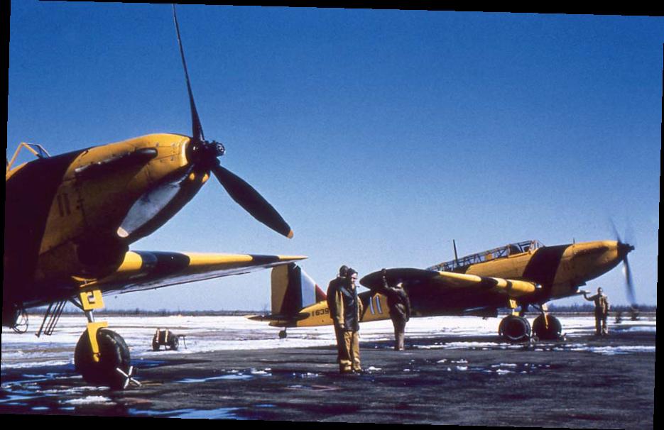 闪电战机vs野猫战机,喷火式战斗机与bf109战斗机