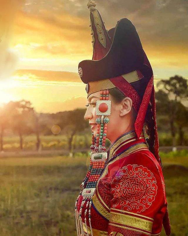 蒙古王旗服饰,蒙古四子王旗衣服