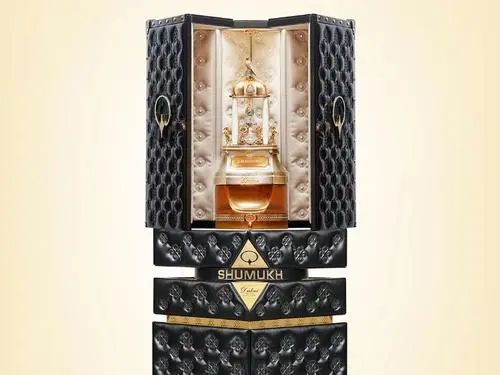 世界上最贵的香水800万一瓶 (世界上最贵香水多少钱一瓶)