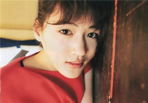 第一次约会聊什么女生会喜欢到爆,和女生第一次约会怎么聊得开心