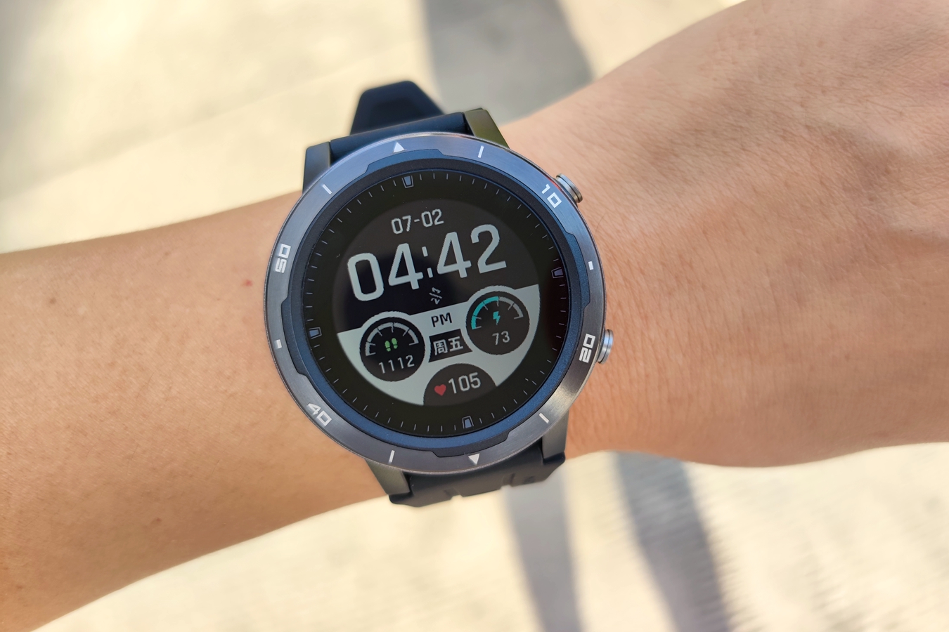 咕咚x3re手表功能,咕咚x3-re有最大摄氧量显示吗