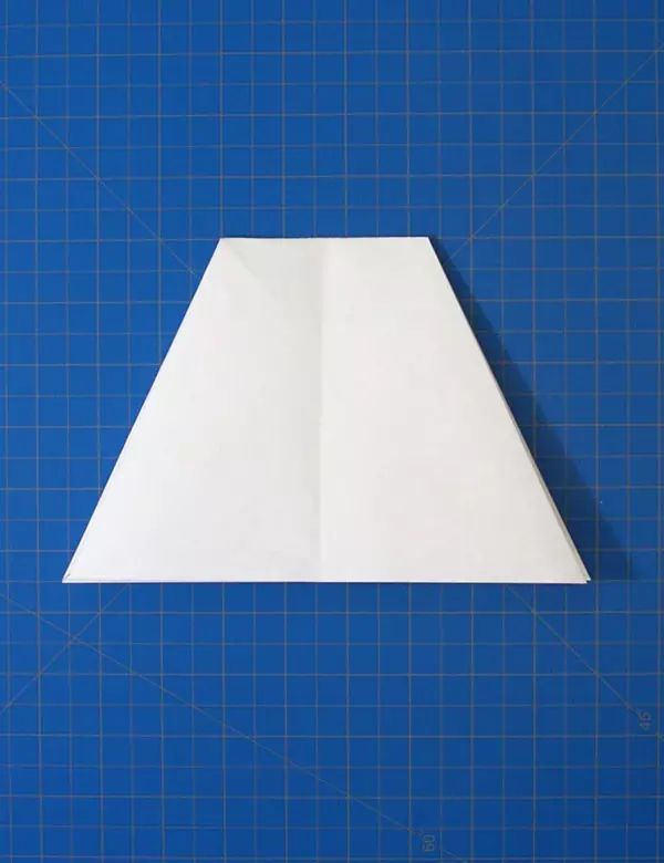 折纸飞机带翅膀,折纸飞机带发动机