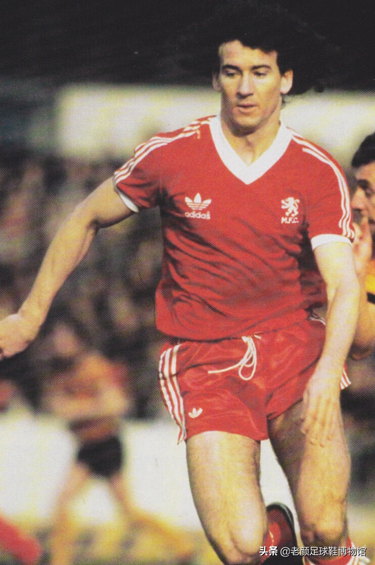 猎鹰人足球鞋,猎鹰儿童足球鞋