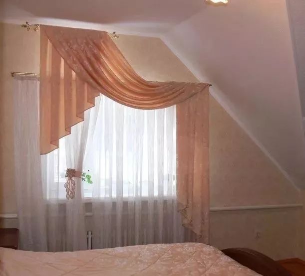 别墅客厅窗帘最新款式效果图,2020别墅窗帘