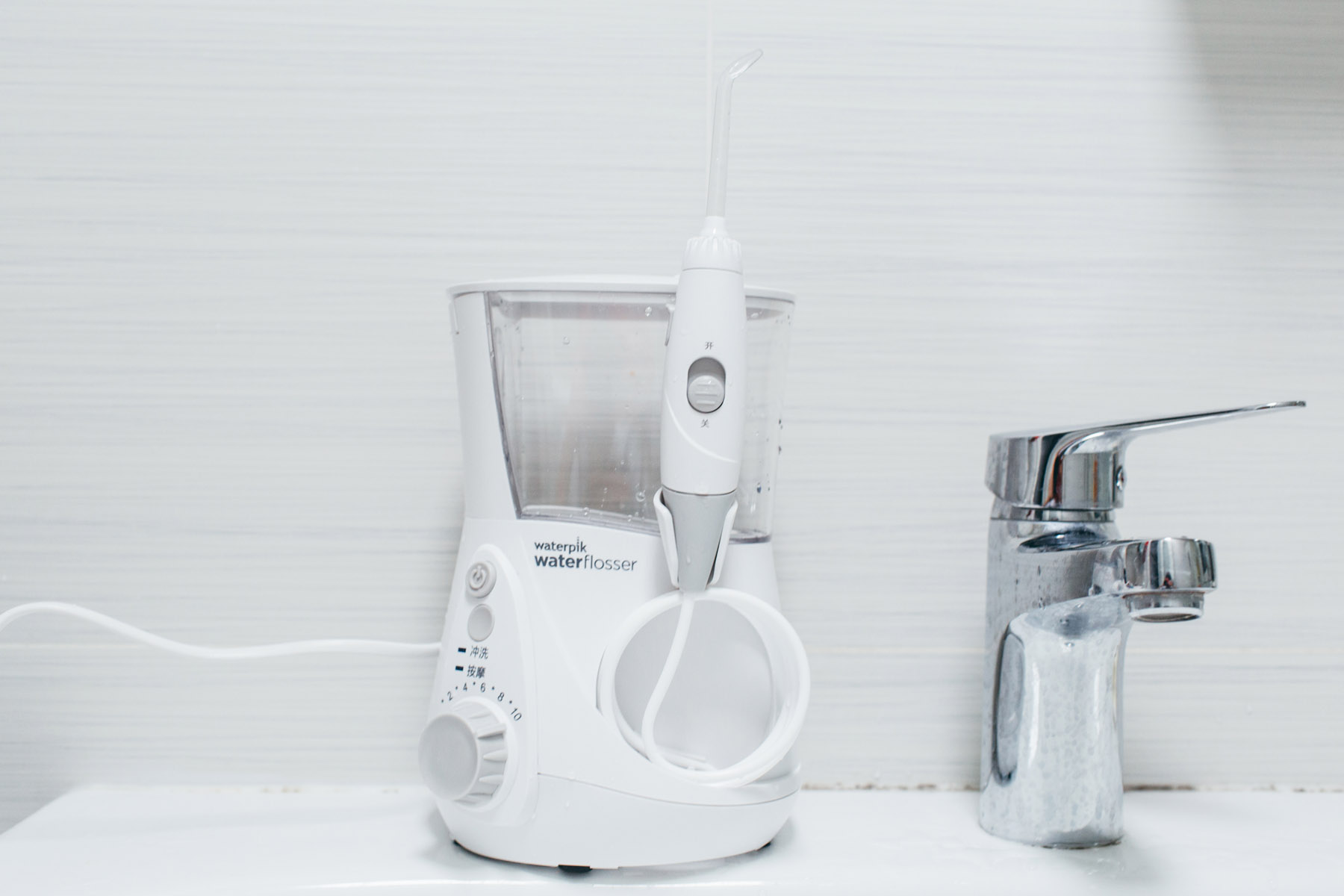 冲牙器台式和便携式哪种好,便携式冲牙器真实评测推荐第一名