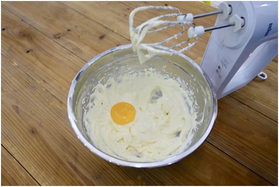 轻乳酪芝士蛋糕,8寸轻乳酪芝士蛋糕最佳配方免烤