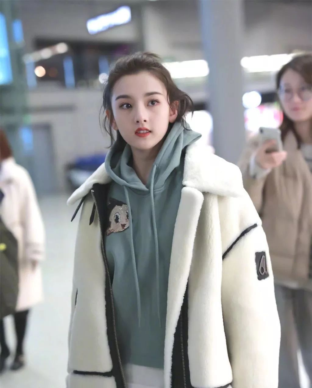 周洁琼鞋子合集,周洁琼glassshoes