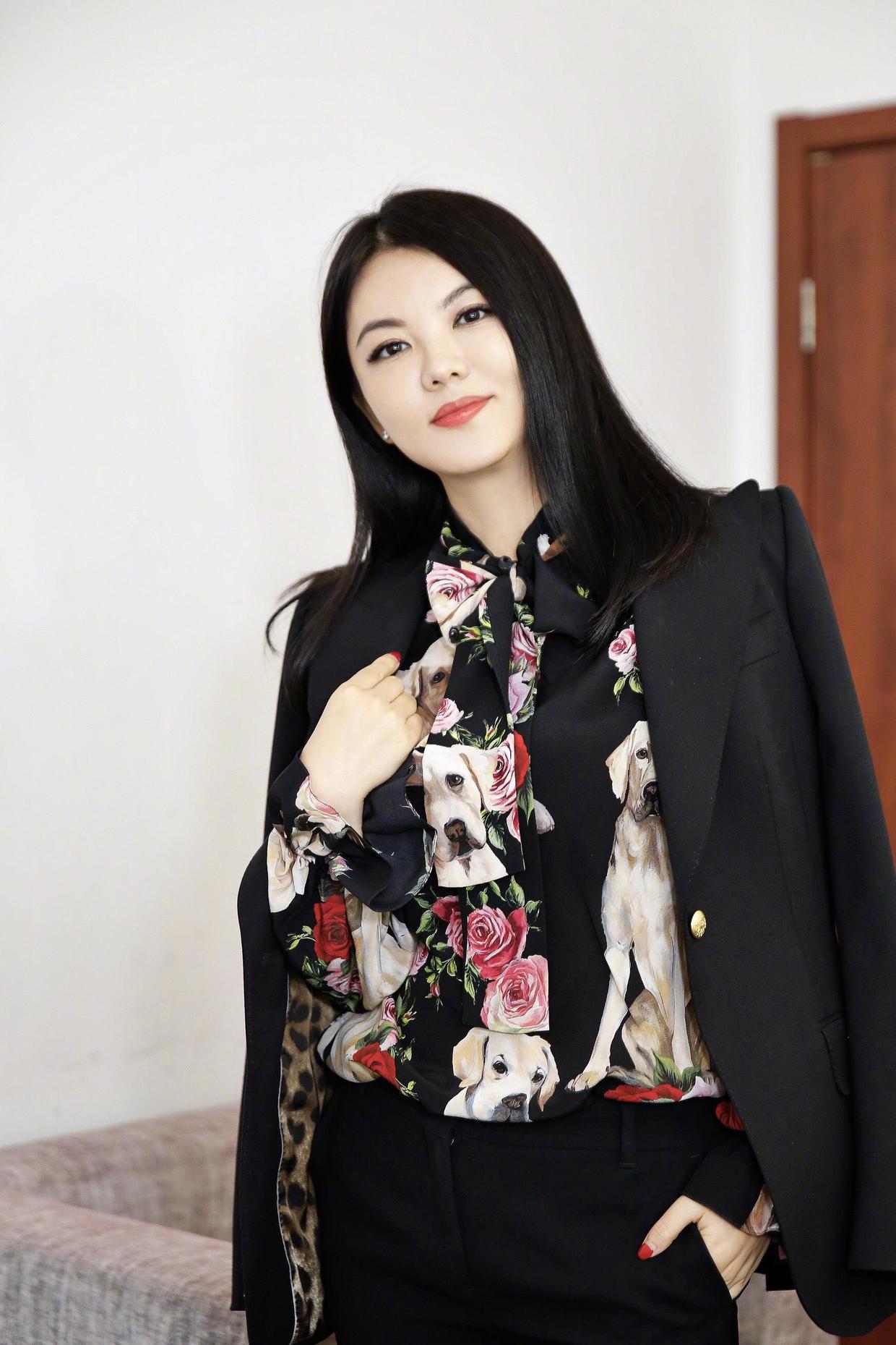 王岳伦李湘几婚,王岳伦李湘的婚姻