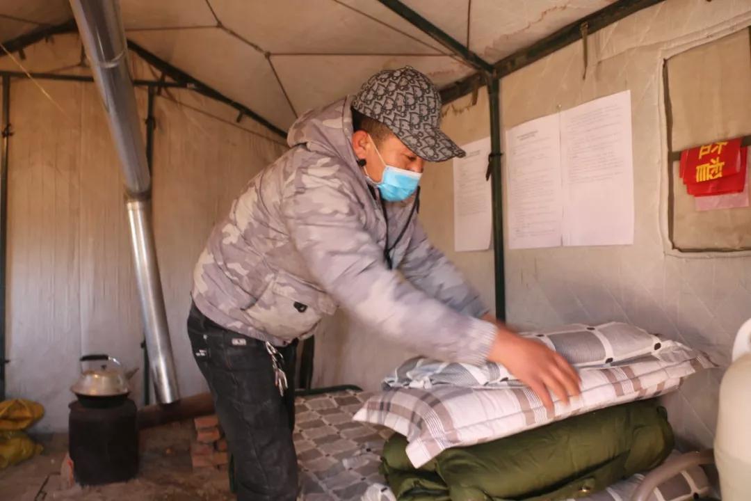 9小时，50张图，带您看全村最靓“代购员”