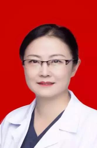 专业的健康管理专家帮您解答,中医药专家走进民众开展健康义诊