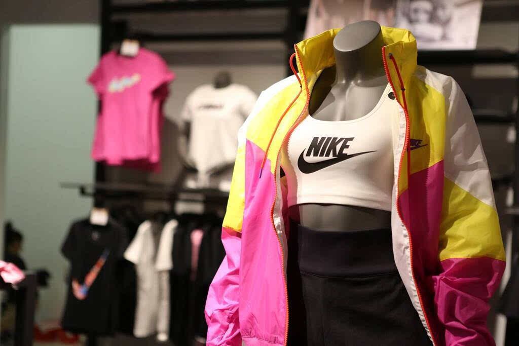 开业首日销售31.8万，谁说名牌产品在农村没有市场？