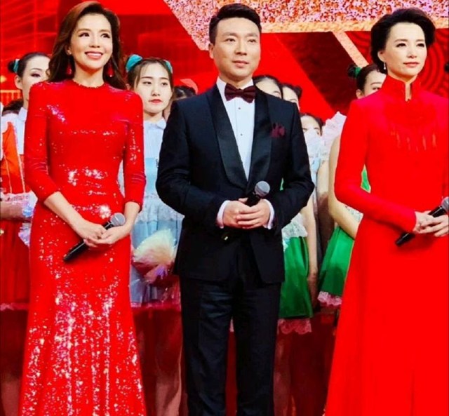 央视新闻主持人被爆料,央视曝光主播