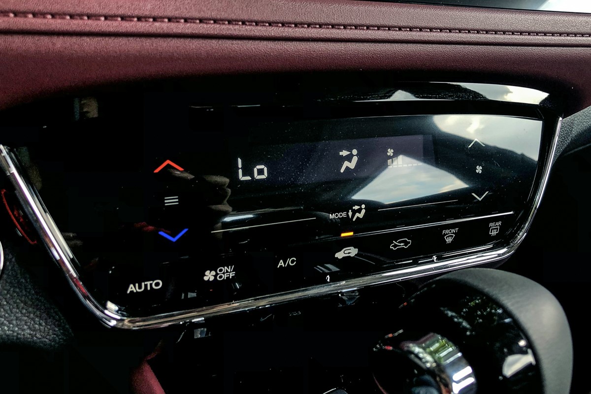 本田缤智羽翼大灯泡怎么更换,广汽本田缤智1.5t发动机型号