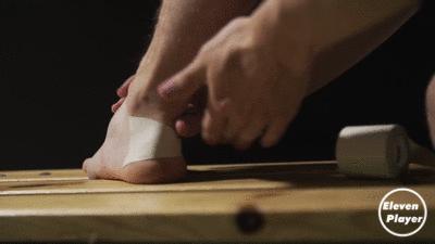 怎么选择足球鞋不磨脚,足球鞋为什么老是磨脚底长泡呢