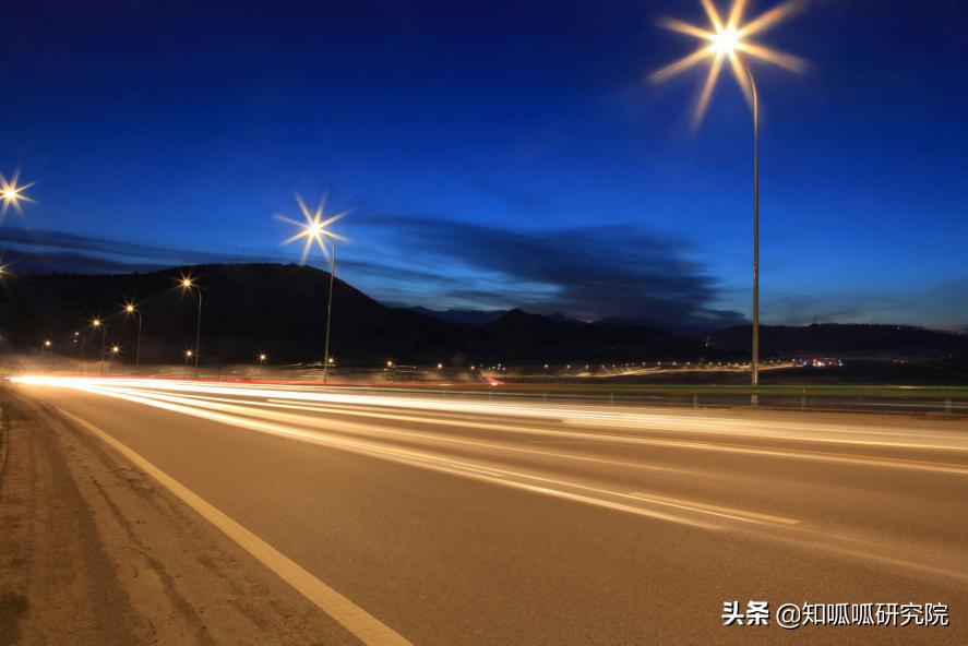 绫冲椋炲埄娴﹀拰灏忕背yeelight鍙扮伅,椋炲埄娴﹀拰yeelight鏅鸿兘鐏场