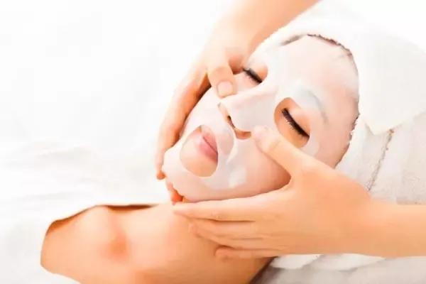 晒伤后皮肤怎样护理,夏天晒伤了怎么护理