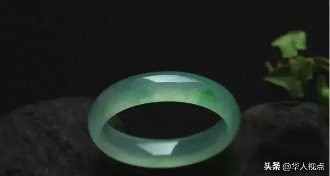 古玩地摊古董行家捡漏,古玩真正懂行高手