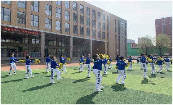 东风路小学的啦啦操,河南省东风路小学啦啦操