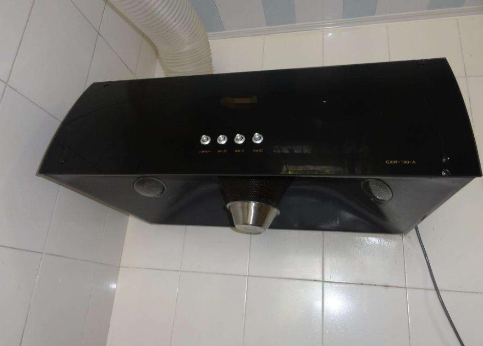 怎么选厨房抽烟机,厨房抽油烟机怎么选型号