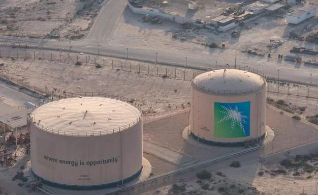 中国石油和中国石化股票哪个好,中国石化中国石油股市对比