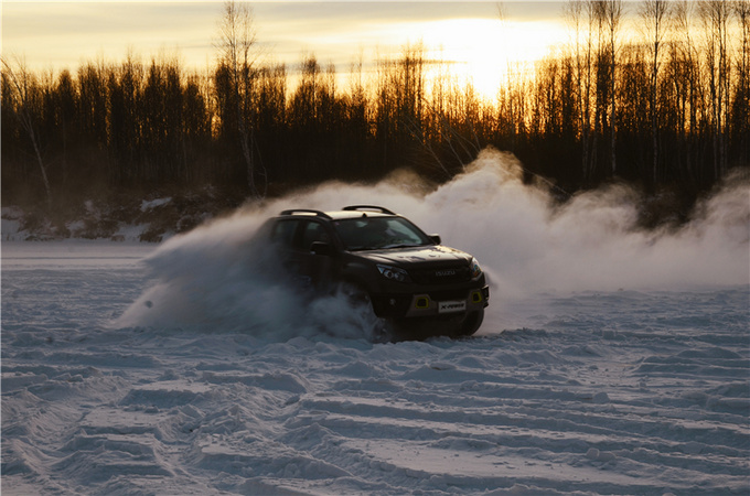 江西五十铃d-max跑山路动力足吗,沉浸式体验2023款五十铃d-max