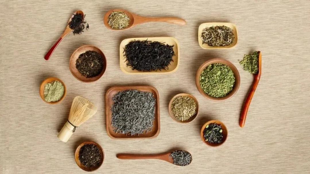 法国香水的制造起源于,法国香水是怎么由来的