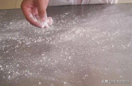 快速做油条的做法和配方的全过程,做早餐油条做法和配方的全过程