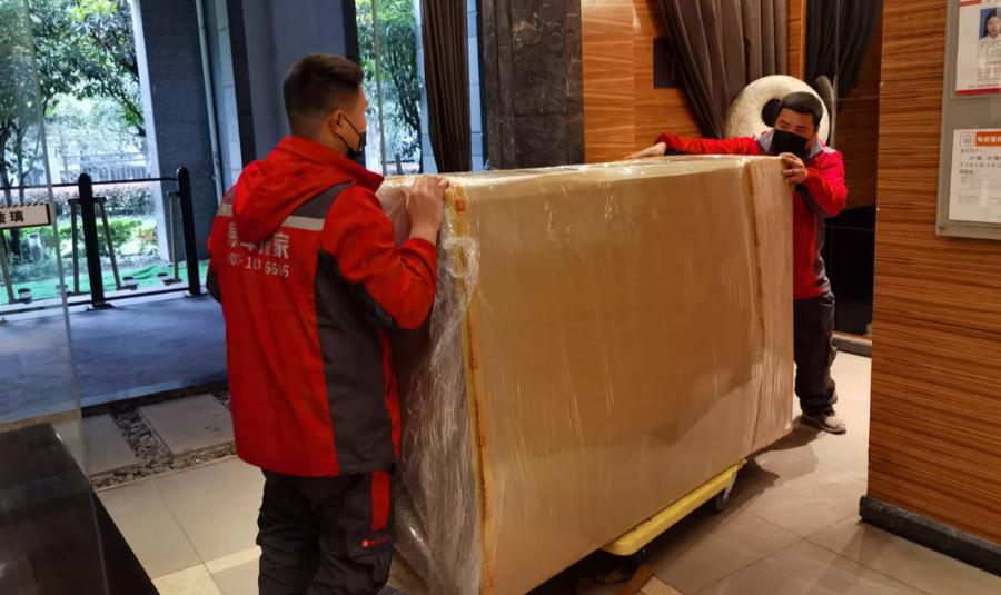 高层住宅如何搬大件家具,高层搬家东西怎么搬下来