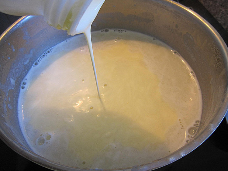 软糯椰香奶糕,香软小糕