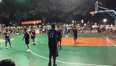 野球场打篮球应该怎么打,野球场遇到脏动作怎么办