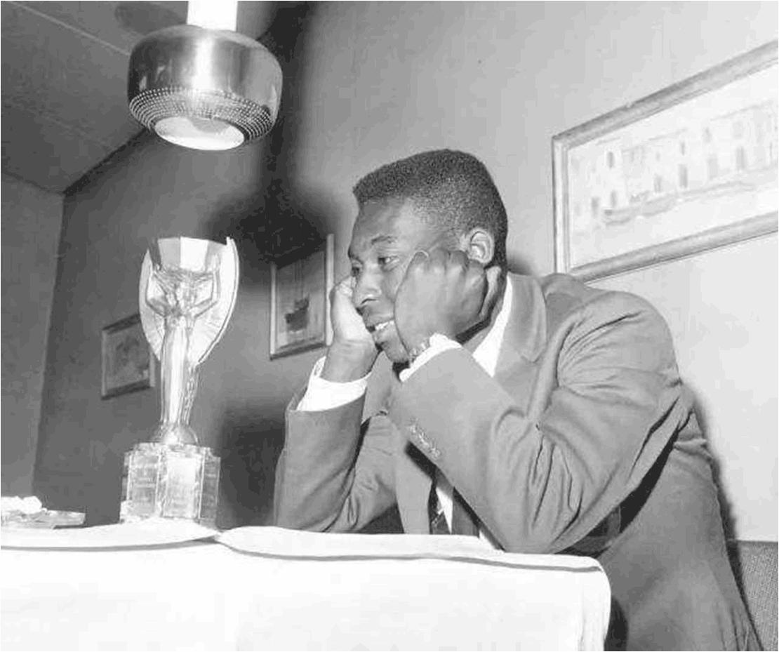 那些足球背后令人难忘的故事,那些年足球