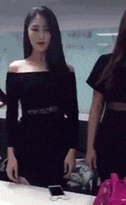 开心一刻gif搞笑动图,搞笑gif段子看起来能量满满