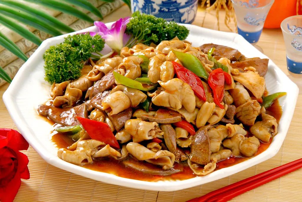 仙鹤起舞水粉画,仙鹤起舞展翅飞