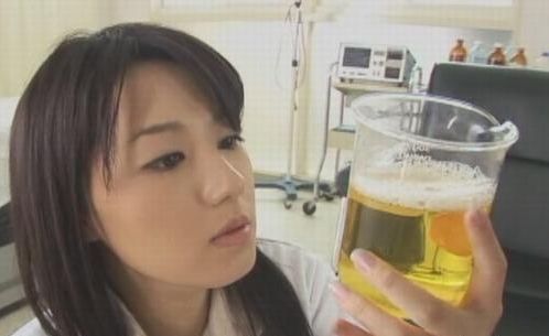 缺水的时候尿可以喝吗,严重缺水仍然要排出尿液