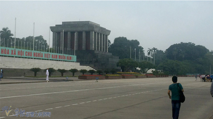 越南河内景点胡志明陵,越南帝王游胡志明