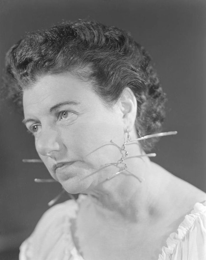 亚历山大考尔德,亚历山大·考尔德的雕塑作品